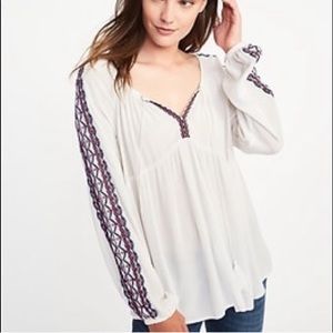 OLD NAVY EMBROIDERED TASSEL TIE NECK BOHO TOP